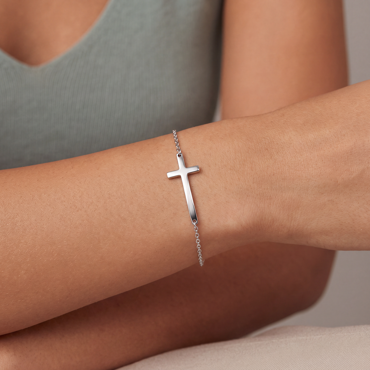 Classic Cross Bracelet